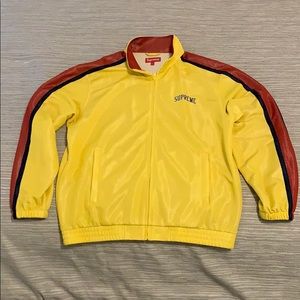 SUPREME
2018 Bonded Mesh Track Jacket sz L